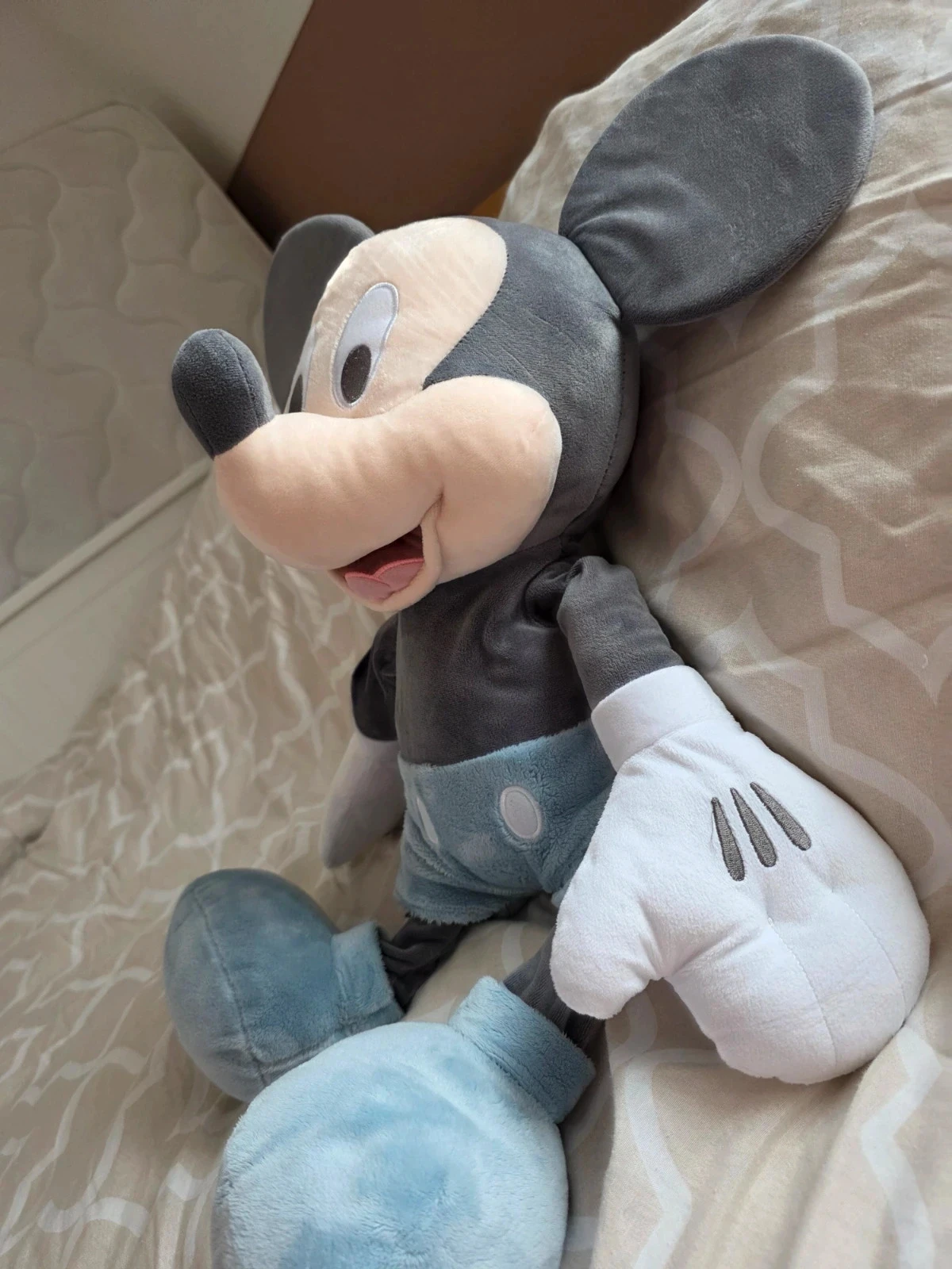 Grande peluche Mickey bleu XXL 65 cm – photo 3